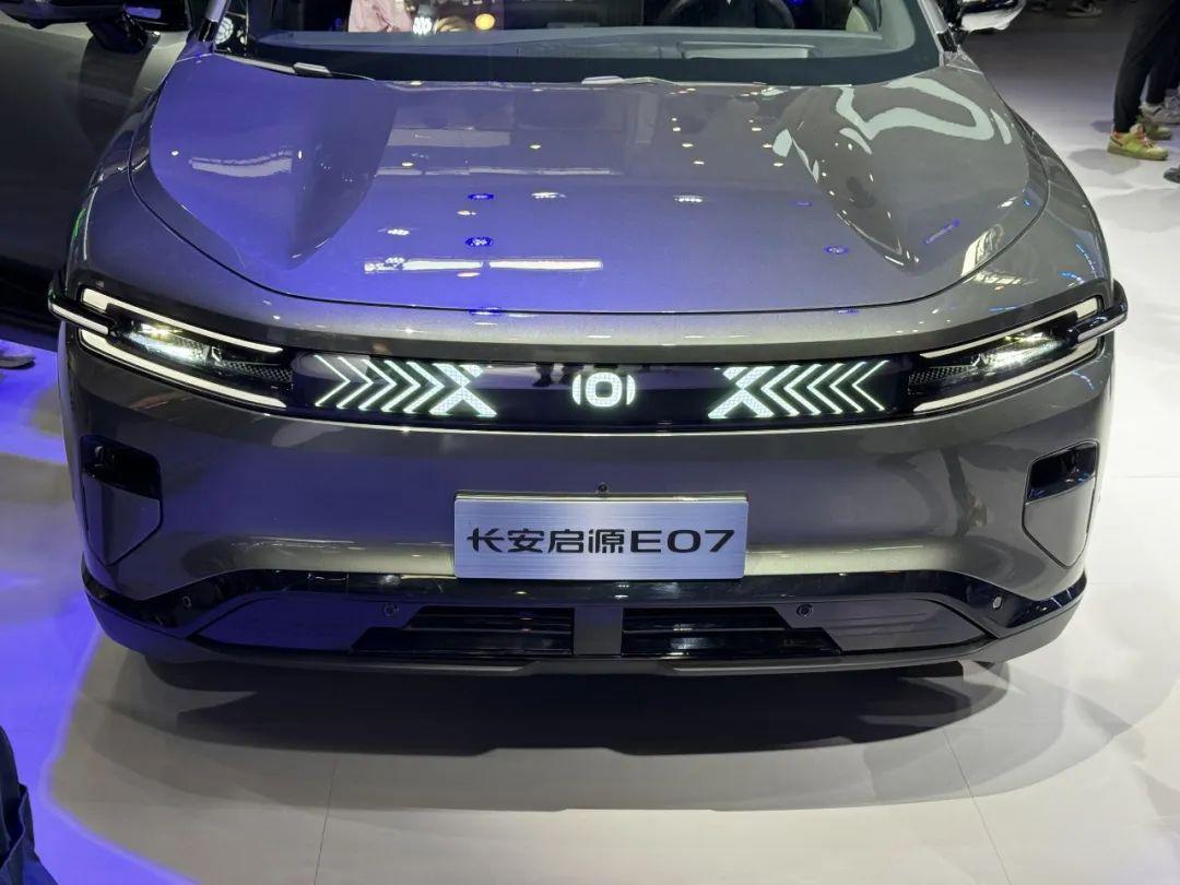 “可变”的生活方式 车展实拍长安启源e07