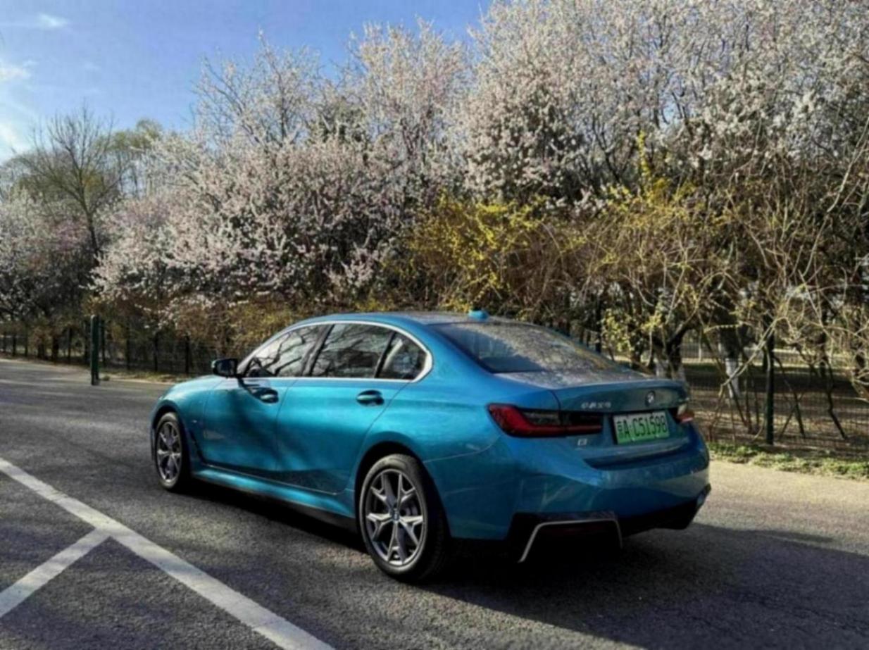 驾驶者的车就是这么给力!试试2024款宝马i3 edrive
